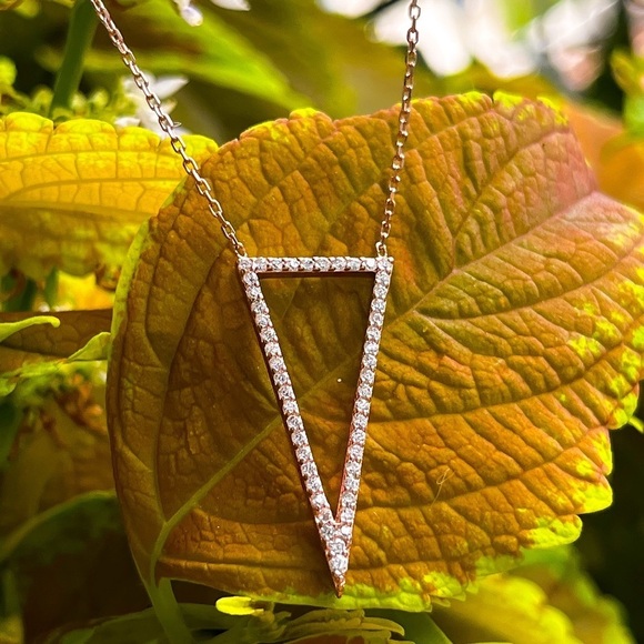 NWOT STERLING SILVER ROSE GOLD PLATED CZ TRIANGLE OUTLINE NECKLACE 16"+2 - Picture 5 of 8